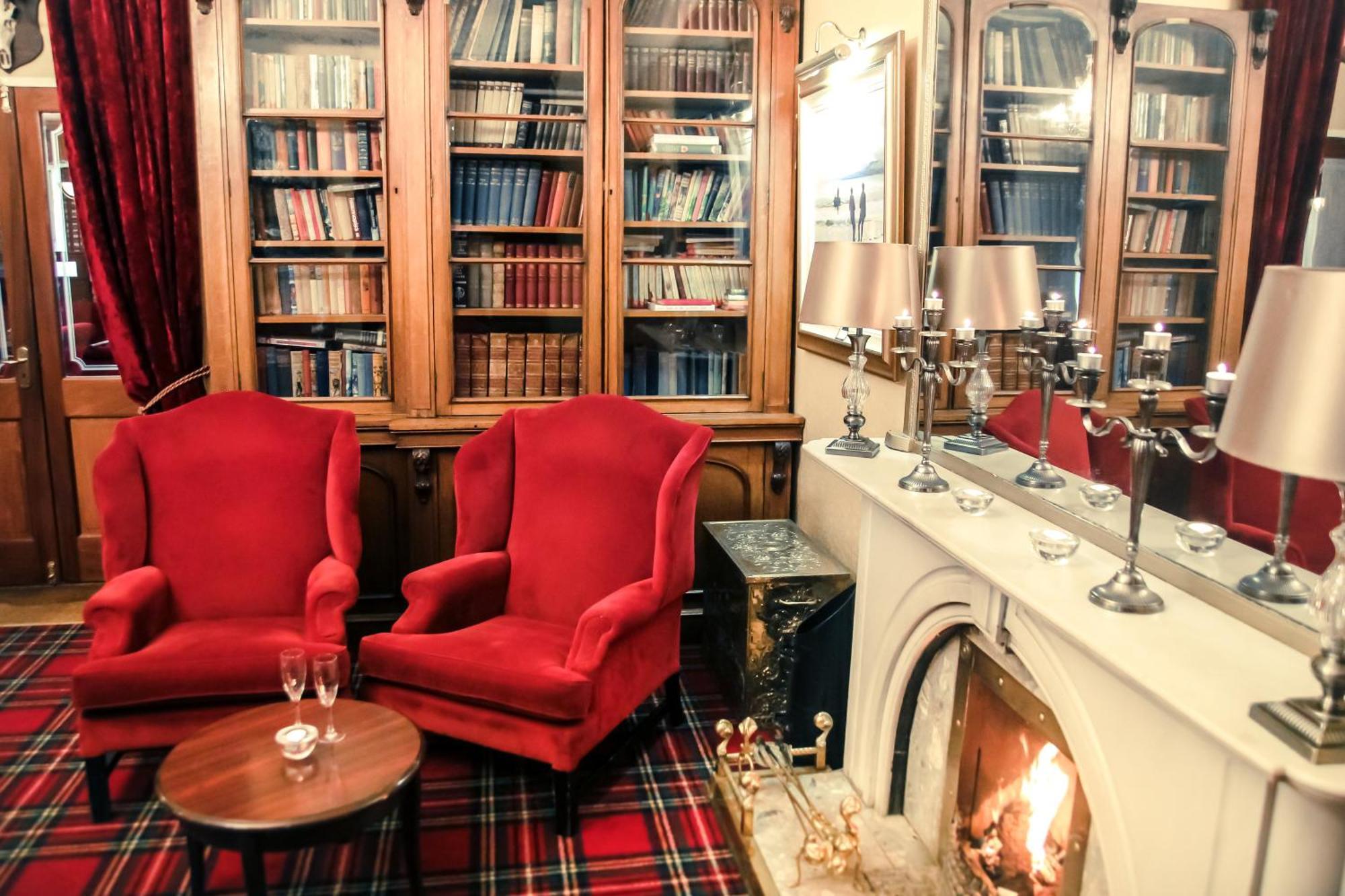 Arnolds Hotel Данфанахи Экстерьер фото